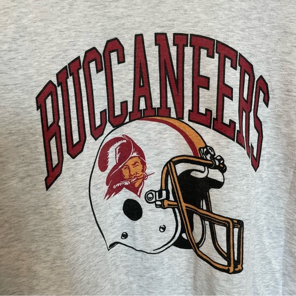 Homage Tampa Bay Buccaneers T shirt - Picture 2 of 5